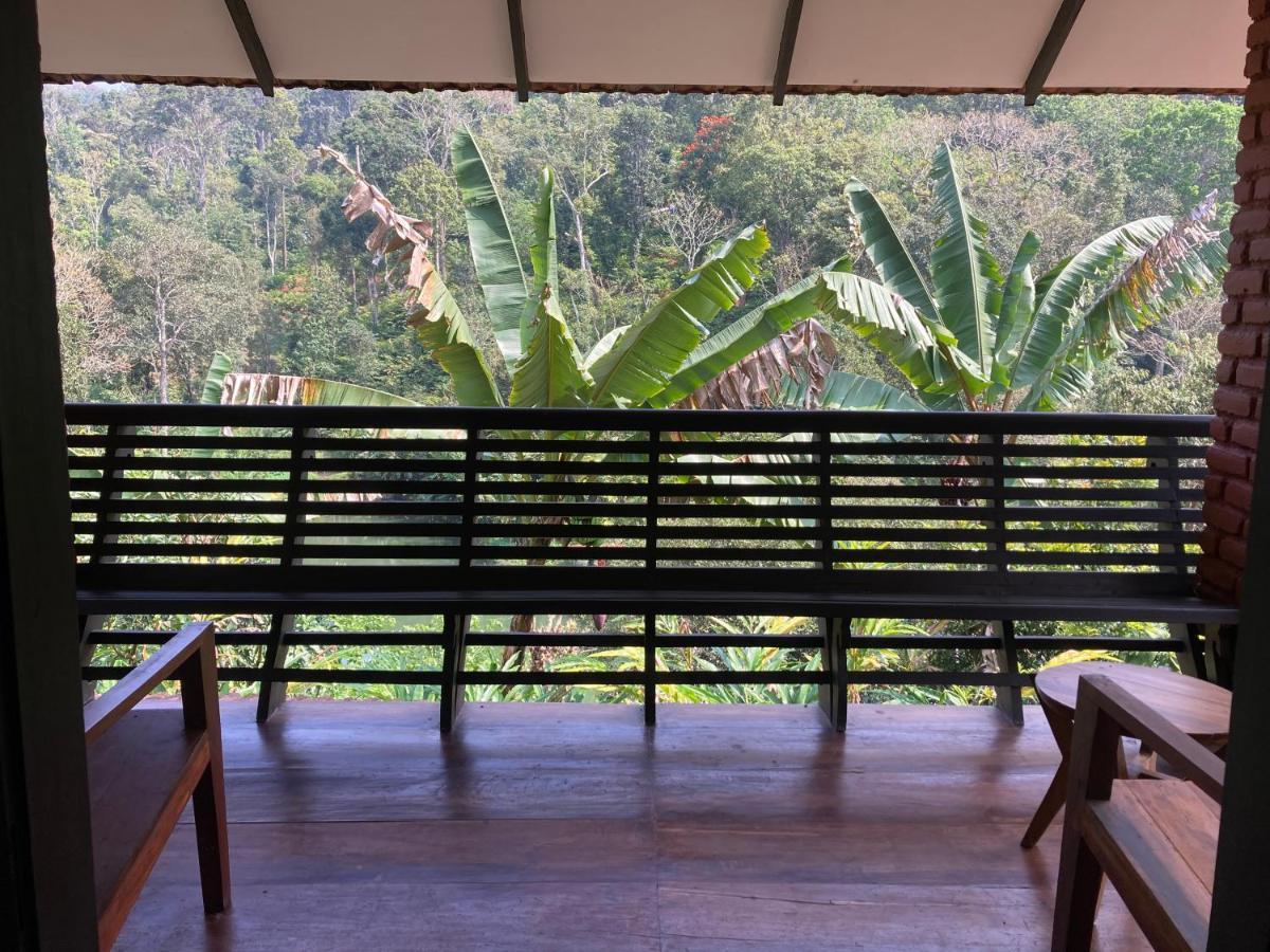 Spice Forest Plantation Homestay, Thekkady Vandiperiyār Extérieur photo