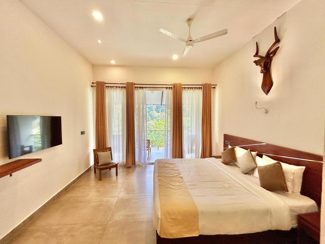 Spice Forest Plantation Homestay, Thekkady Vandiperiyār Extérieur photo